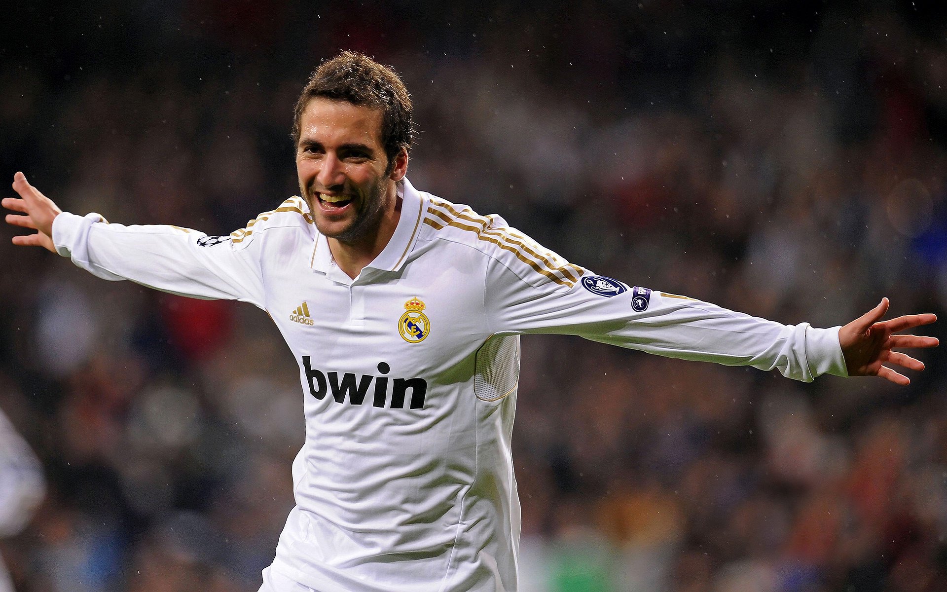 普劳德感慨:热爱让我坚持至今